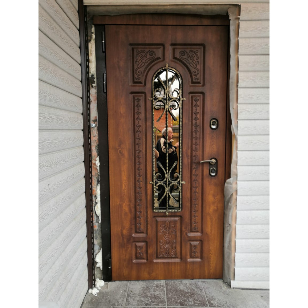 Двери с терморазрывом в деревянный дом